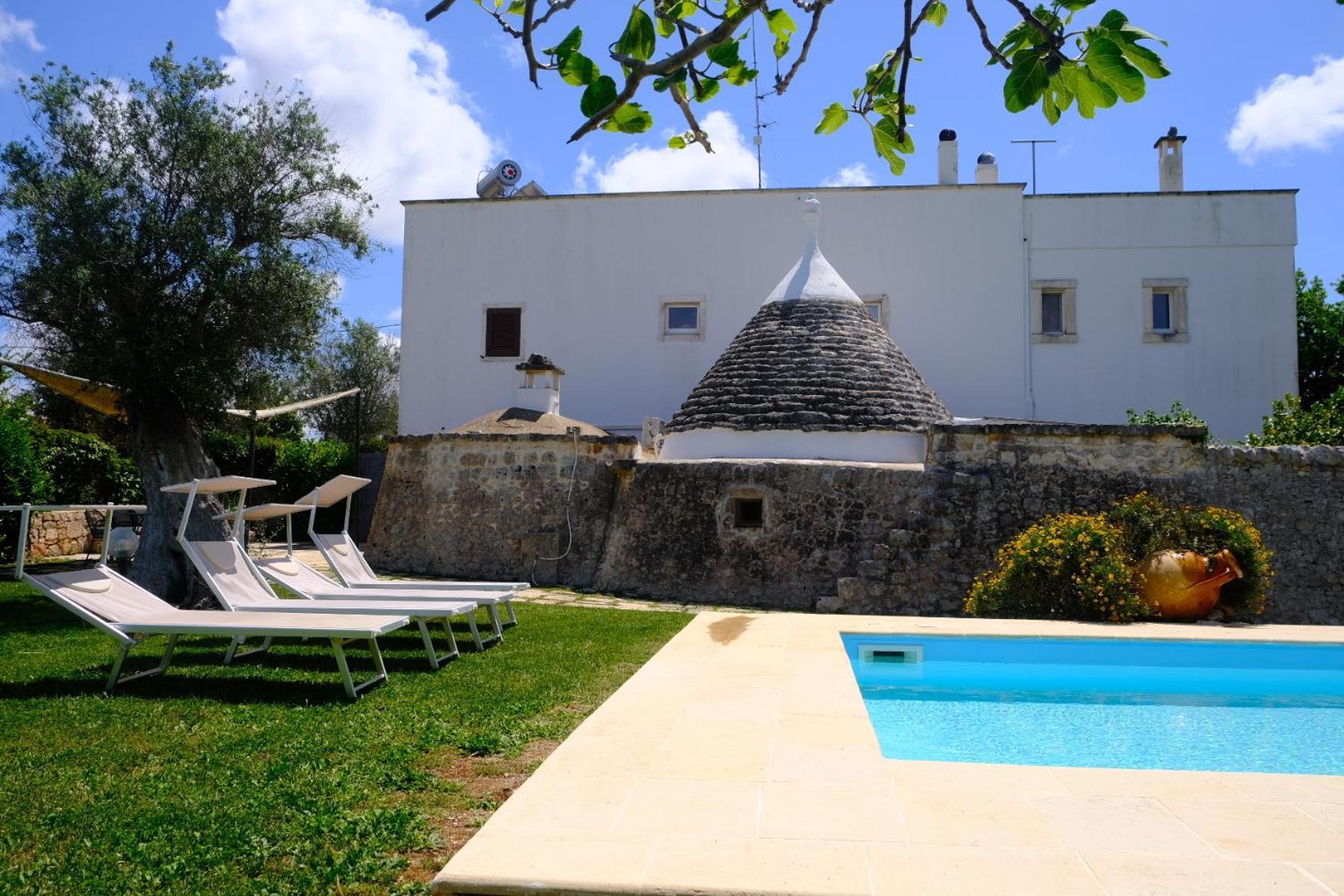 Terra Sessana Ville E Trullo Con Piscina Privata 奥斯图尼 外观 照片